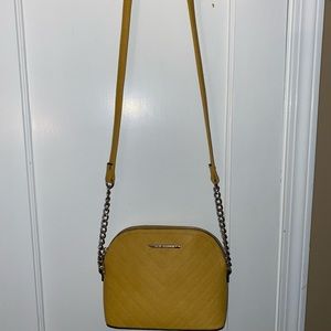 Yellow Steve Madden purse!
